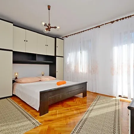 House Marija Lumbarda